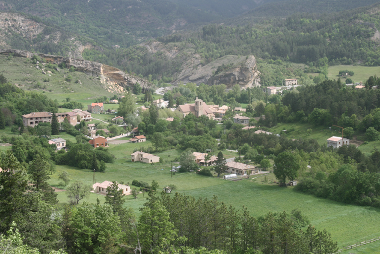 village de Senez