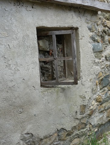 Rez-de-chaussée, logis. Mur ouest.