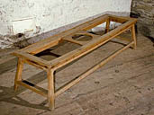 promenoir pour enfant (promenoir fixe) dit banc à courir