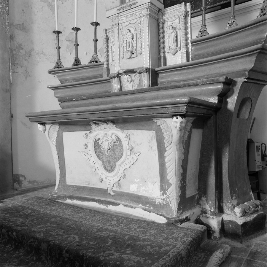 autel, gradins d'autel (3), tabernacle, exposition (maître-autel, autel tombeau, tabernacle à aile)