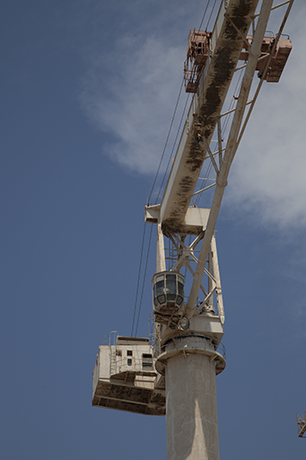 machine à lever à bâti mobile guidé (grue Krupp-Ardelt) de 20 t.