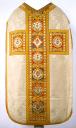 ensemble de vêtements liturgiques (N° 2) : chasuble, manipule, bourse de corporal, voile de calice (ornement blanc)