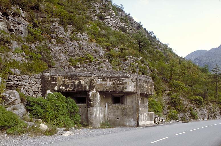 Casemate de Tournefort (La Tour). Vue générale prise de l'avant.