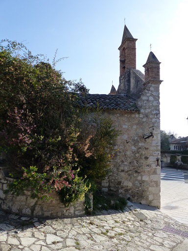 Vue d'ensemble prise de l'ouest. 