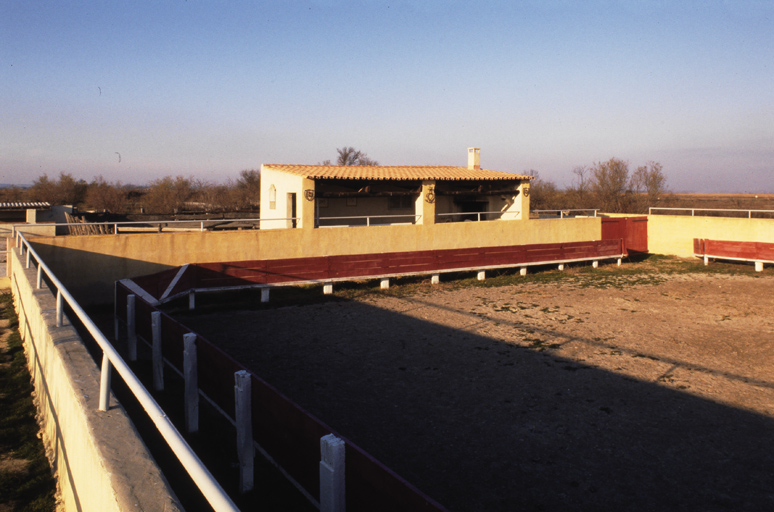 arènes de la Manade Fabre-Mailhan