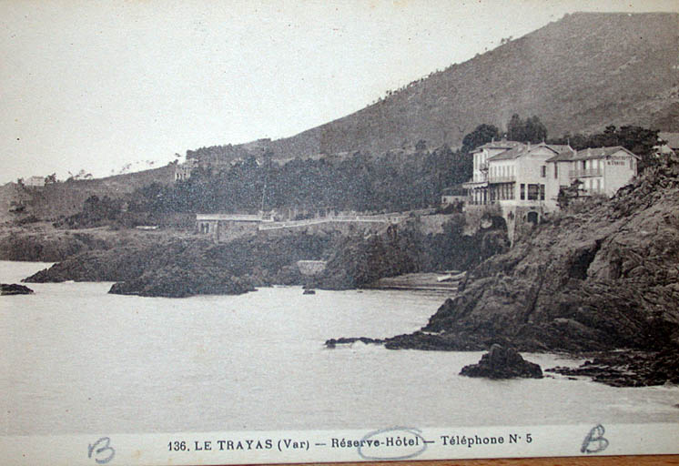 station de villégiature, actuellement station balnéaire du Trayas