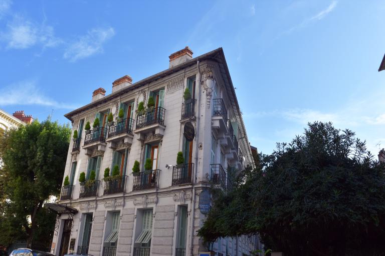 hôtel de voyageurs dit Pension Hachard, puis Pavillon de Rivoli, actuellement Villa Rivoli