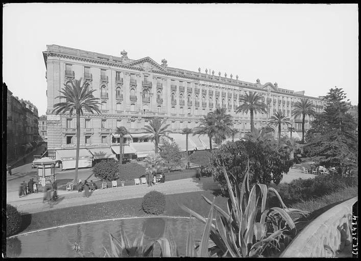Hôtel de voyageurs dit Hôtel de France, puis Hôtel Plaza et de France, puis Hôtel Plaza, actuellement Anantara Plaza Nice Hôtel