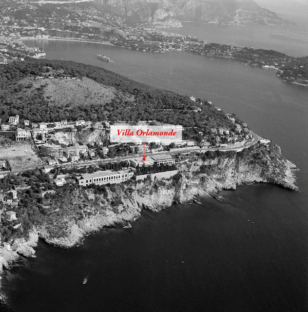 maison de villégiature (villa balnéaire) dite Palais Castellamare ou Villa Orlamonde, un temps hôtel de voyageurs sous le nom de Palais Maeterlinck, actuellement immeuble