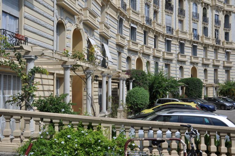 jardin d'agrément de l'Hôtel de voyageurs dit Le Grand Palais, actuellement immeuble en copropriété