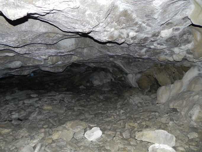 abri troglodytique dit Pertuis de Méailles ou Grotte de la Maouna