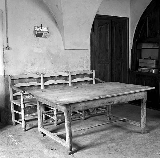 table à manger (N° 3)