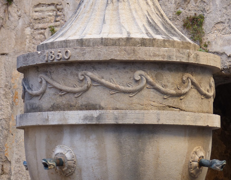 Fontaine du marché