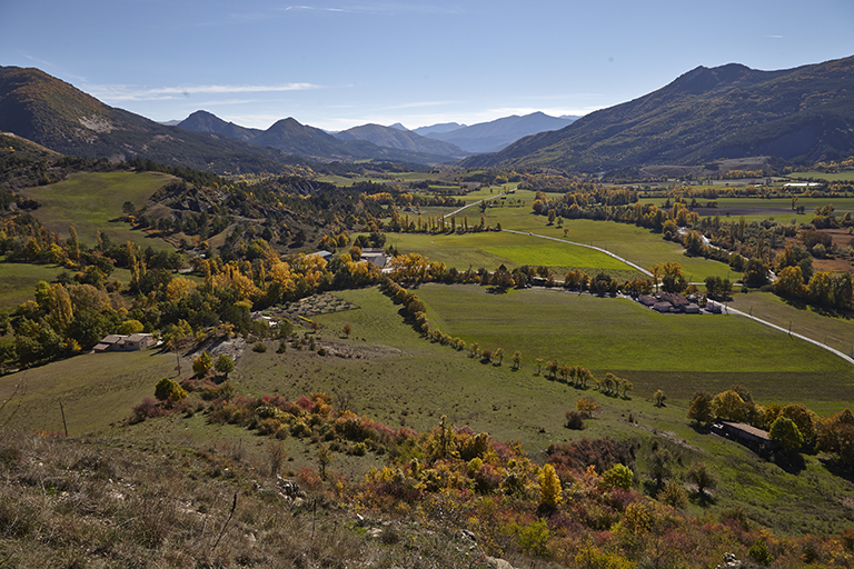 La large vallée de l'Asse de Clumanc.