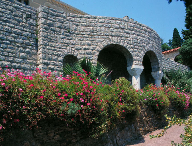 maison dite Sainte-Claire-le-Château, actuellement Castel Sainte-Claire