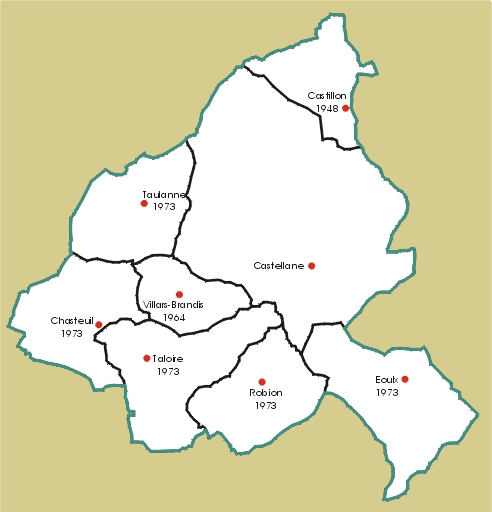 Limites des anciennes communes formant aujourd'hui celle de Castellane avec la date du rattachement.