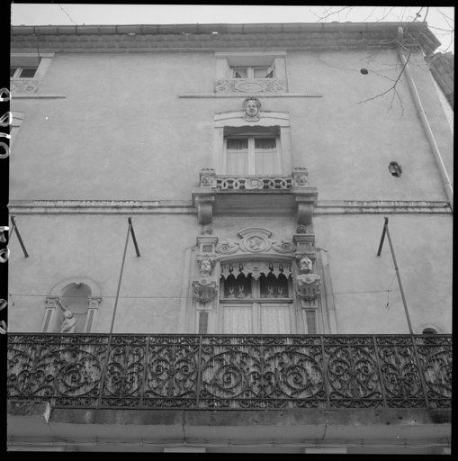 Façade ouest, cinquième travée.