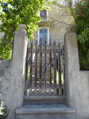 Portail du jardin.