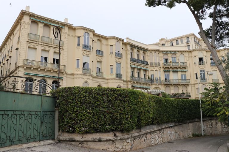 Hôtel de voyageurs dit Annexe de l'hôtel Hermitage, actuellement immeuble dit Résidence Carabacel