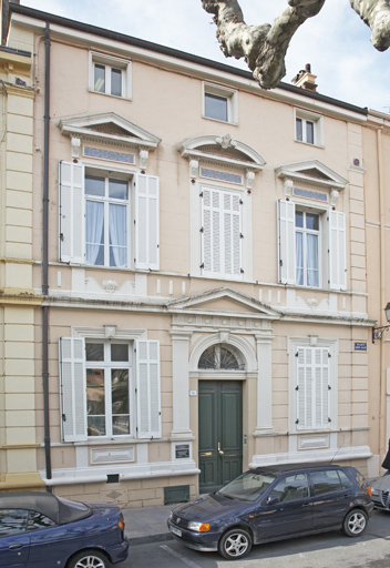 maison de villégiature (villa balnéaire)