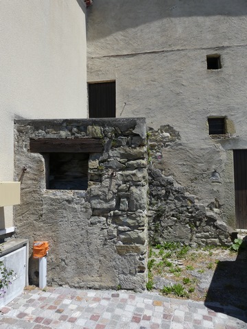 Elévation ouest, escalier extérieur et palier filant sur logette.