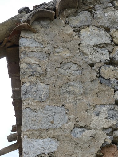 entrepôts agricoles de la commune Val Buëch-Méouge