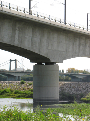 viaduc ferroviaire (TGV) de Roquemaure