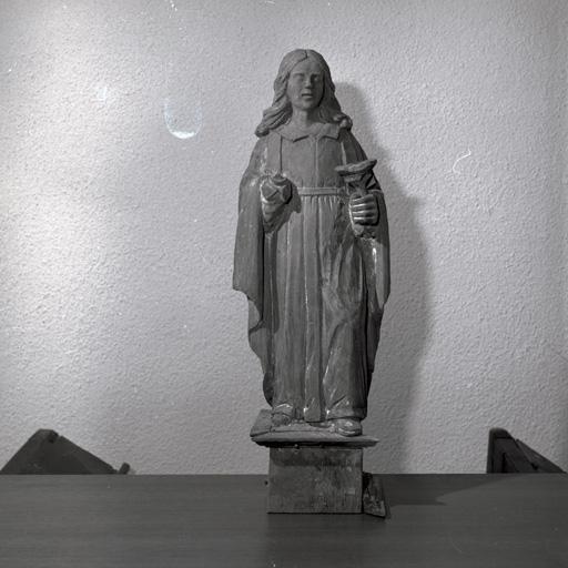 statue (statuette) : Saint Jean l'Evangéliste (?)