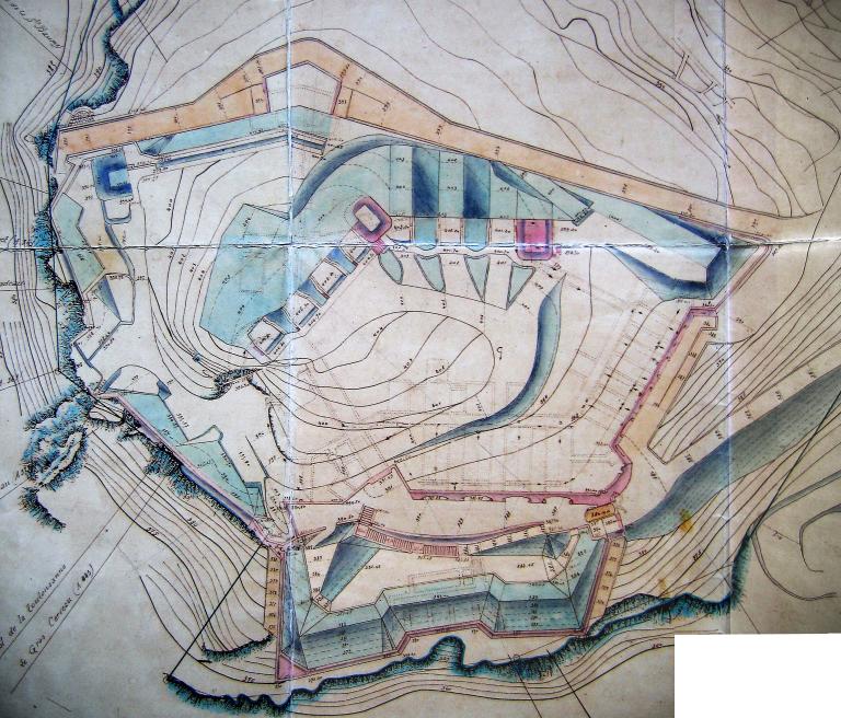 [Plan des "dessus" du fort du Pipaudon et de l'avancée dans l'état réalisé.], vers 1900.