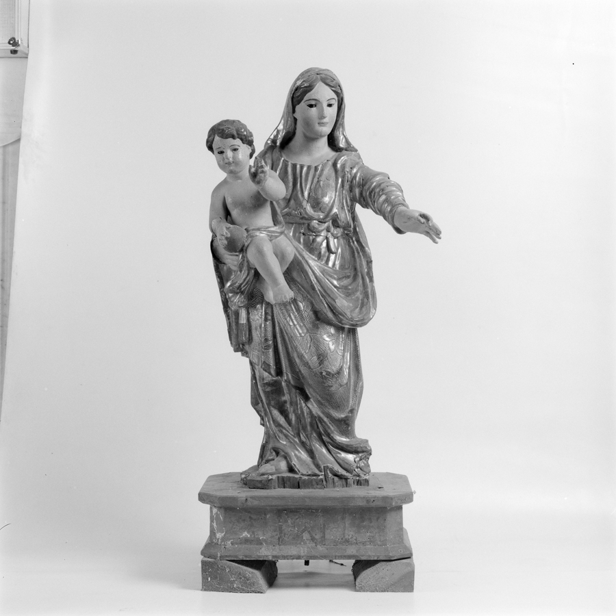 statue (demi-nature) : Vierge à l'Enfant