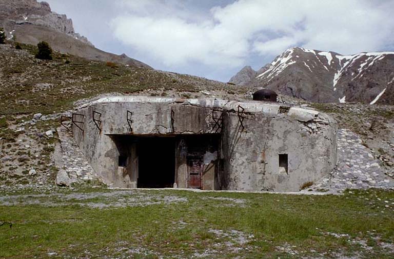 ouvrage mixte dit ouvrage de Saint-Ours haut, de l'organisation défensive de l'Ubaye.