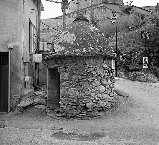 Edicule à fonction non identifiée (édicule des eaux dit regard ?)