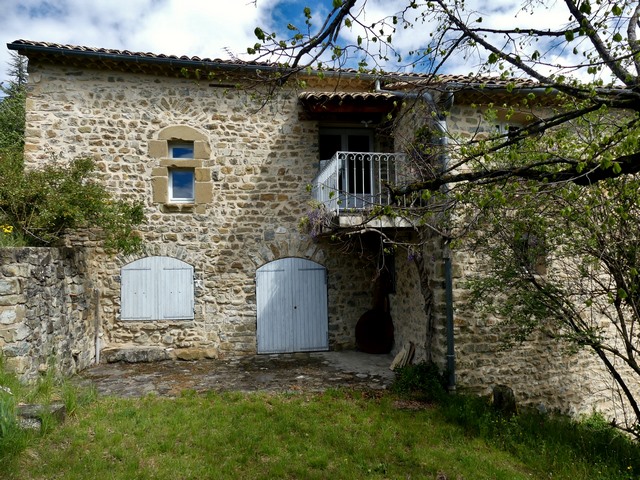 Façade sud de la ferme dite le Dauphin, au bourg.