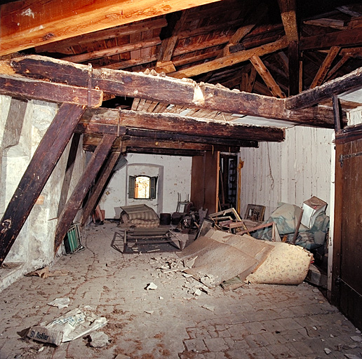 Tour 24. Intérieur du second étage de la tour bastionnée.