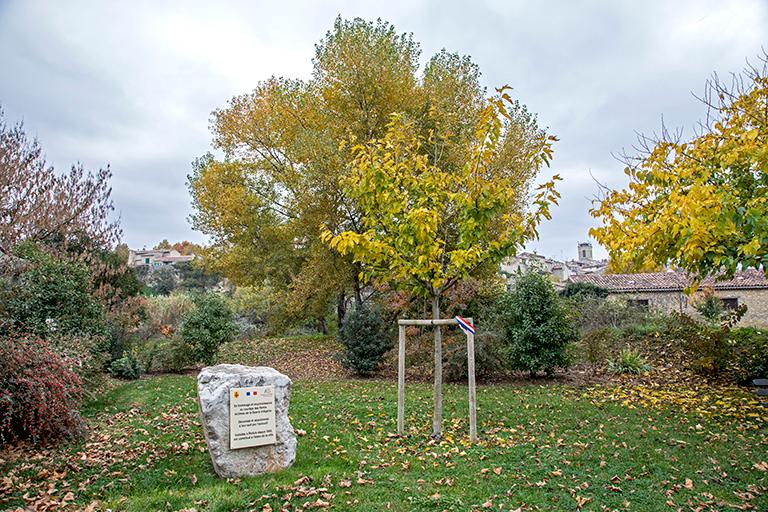 Hameau de forestage de Harkis de Pertuis