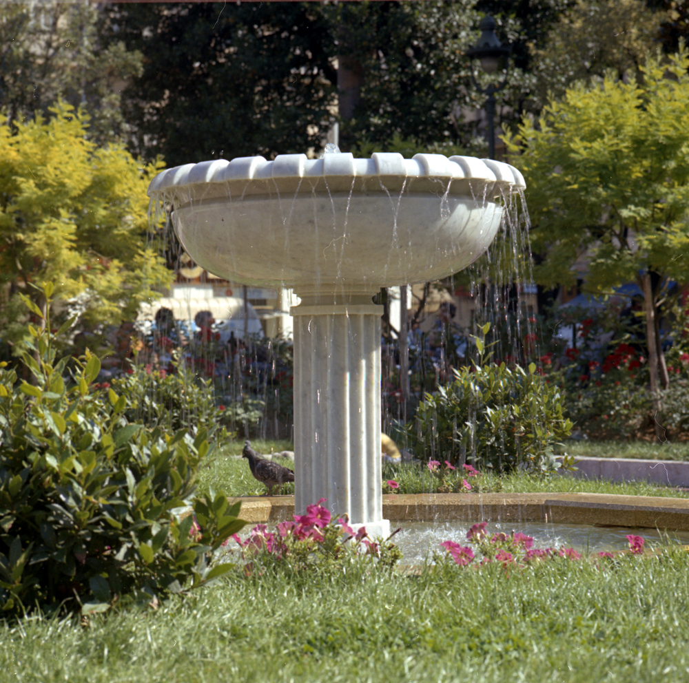square Dominique Durandy, ancien jardin d'agrément de la Villa Rambourg