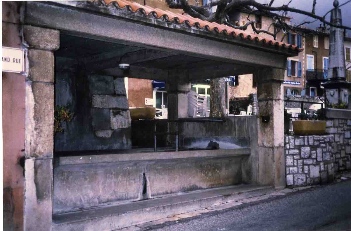 lavoir couvert