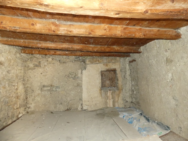 Etage, fenil-séchoir. Vue de volume prise du nord.
