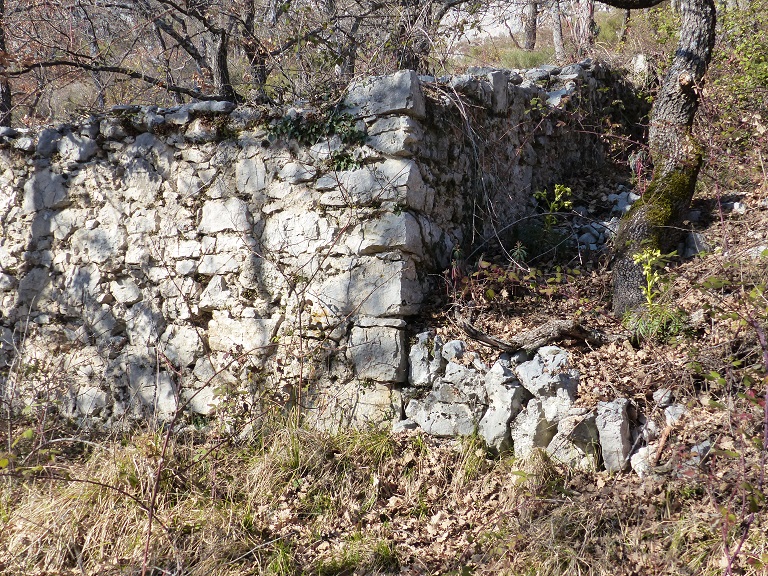 Bergerie de Vallongue (2023 G 511). Maçonnerie au liant. 