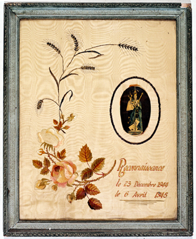 ex-voto, tableau de broderie : Reconnaissance, Vierge, branche de rosiers et épi de blé