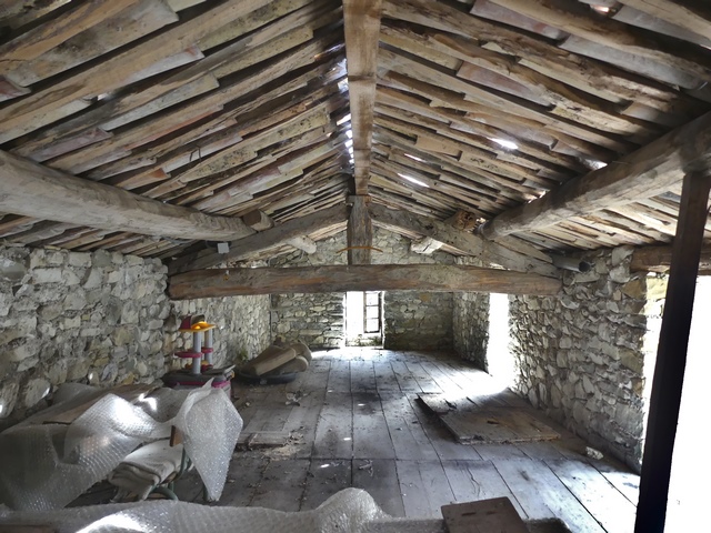 Dépendance agricole orientale, bâtiment du cellier. Etage, séchoir. Vue de volume prise du nord.