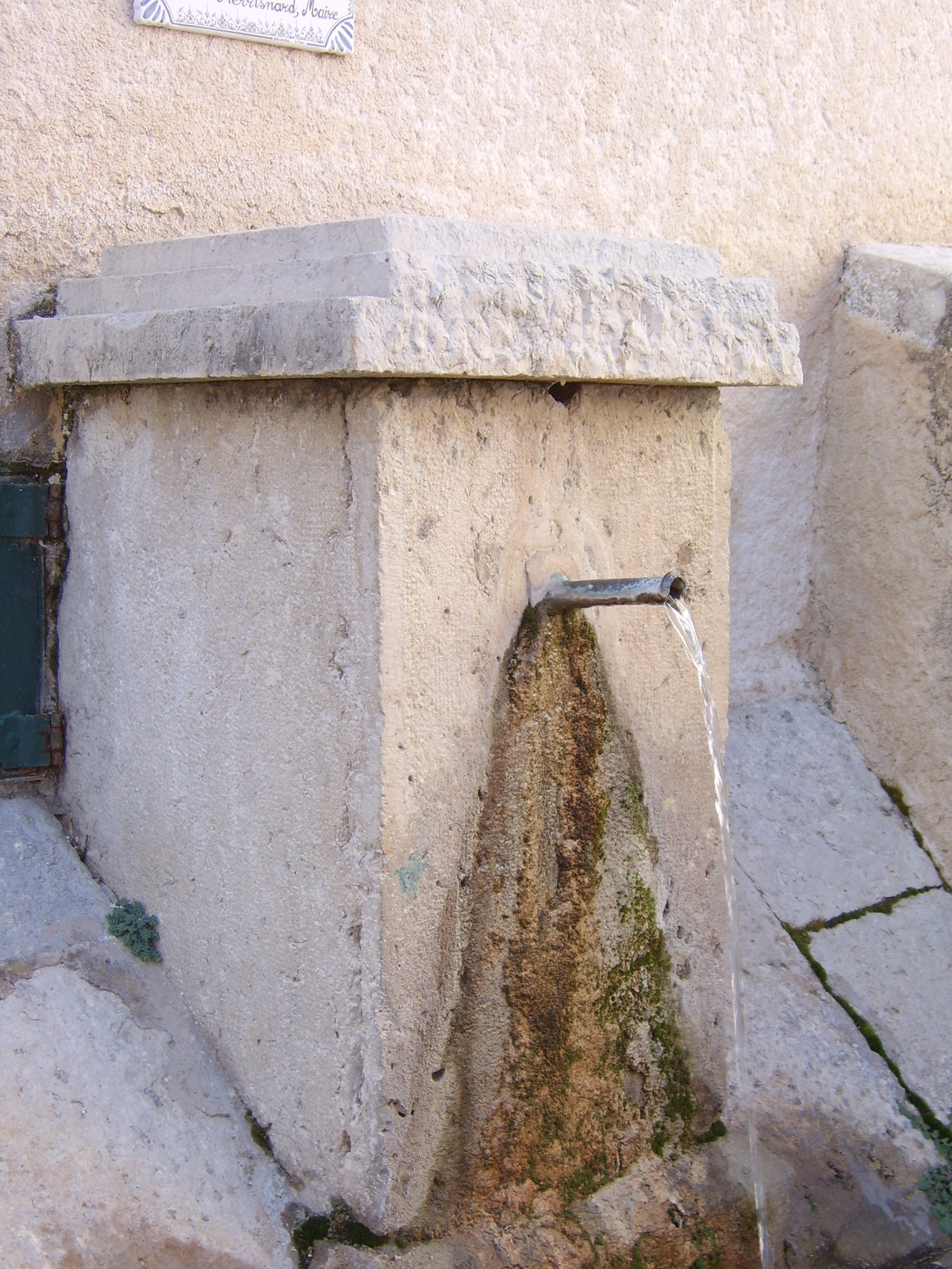 fontaine dite fontaine Saint-Blaise