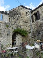 tour-donjon seigneuriale, puis fournil communal, puis fournil privé, dite Tour du Four