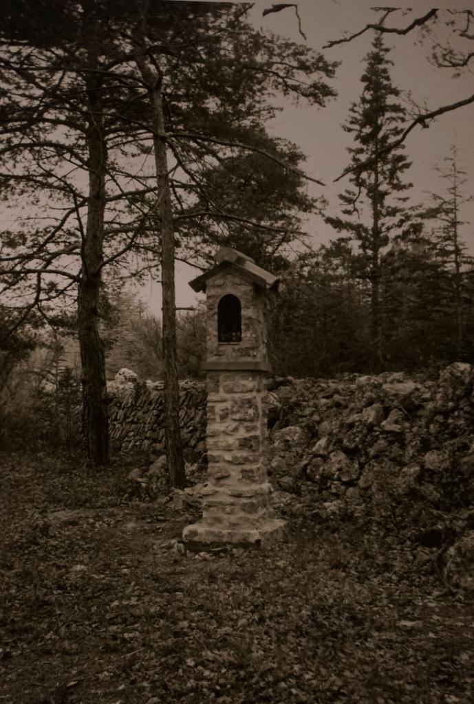 Oratoires, croix monumentales et croix de chemin (Saint-Maximin-la-Sainte-Baume)
