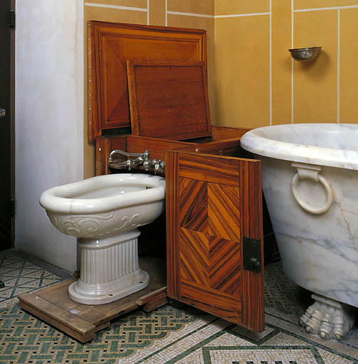 ensemble coffre, bidet