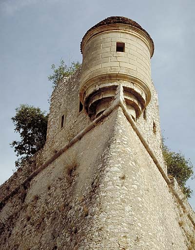 Bastion n° 2. Echauguette du saillant de tête. Vue prise en capitale