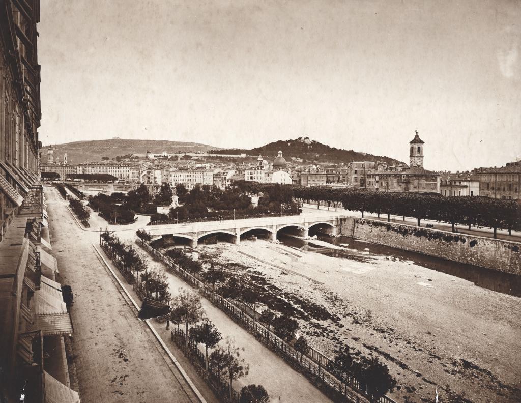 quai Saint-Jean-Baptiste, promenade des bords du Paillon, actuellement avenues Félix-Faure et Saint-Jean-Baptiste.