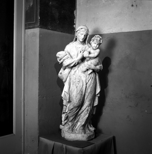 statue (petite nature) : Vierge à l'Enfant