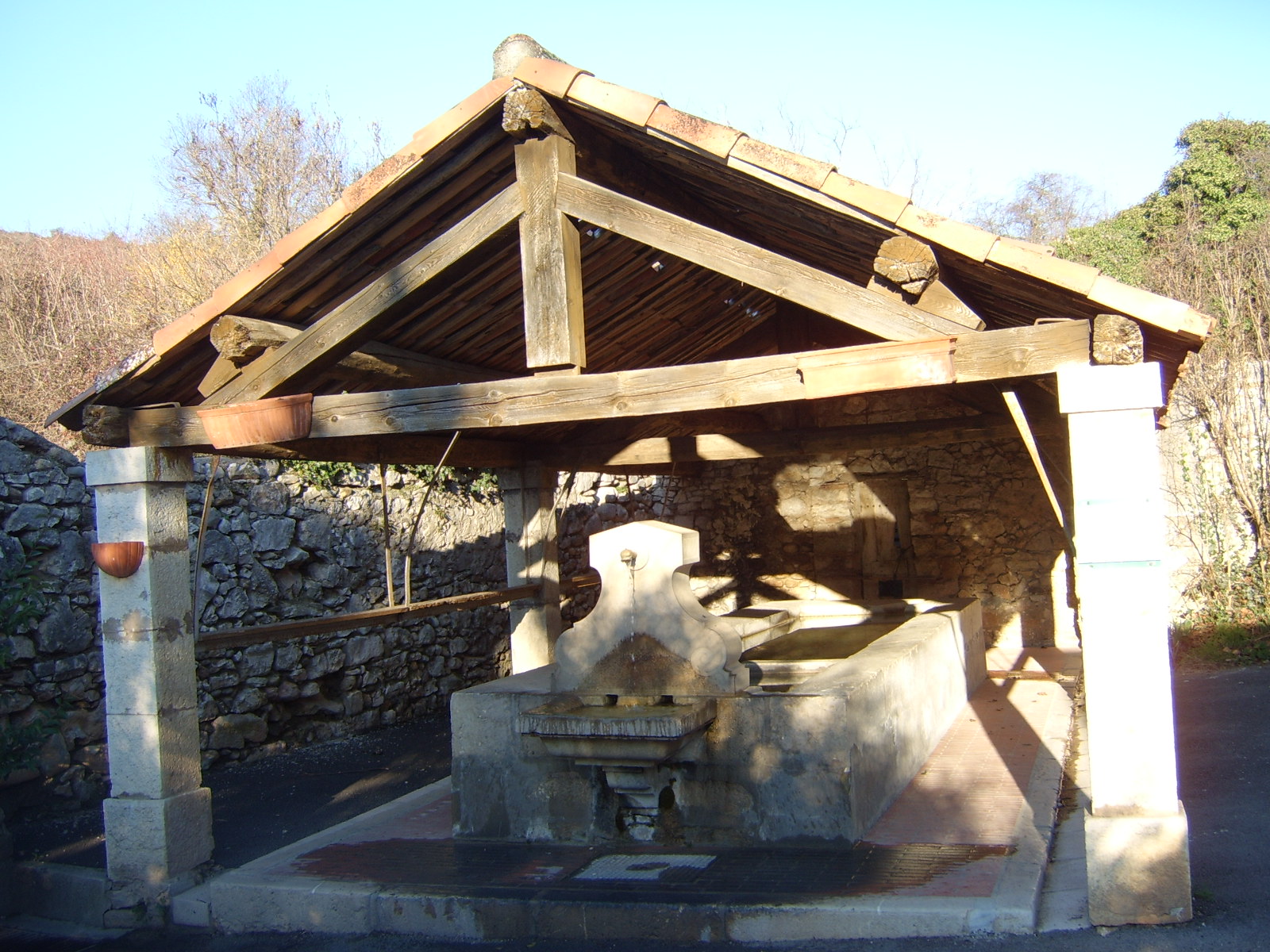 Fontaine et lavoir